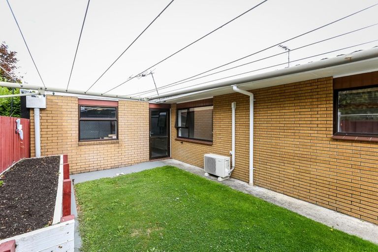 Photo of property in 4/6 Holsworthy Road, Lower Vogeltown, New Plymouth, 4310