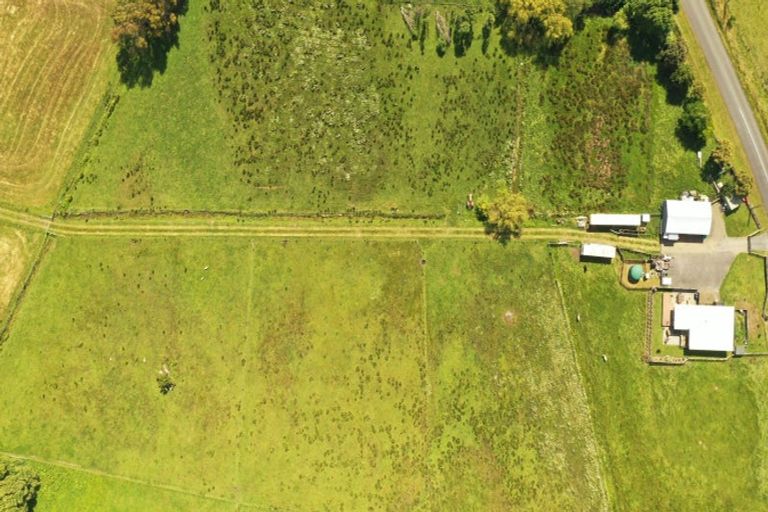 Photo of property in 49 Hokio Sand Road, Hokio Beach, Levin, 5571