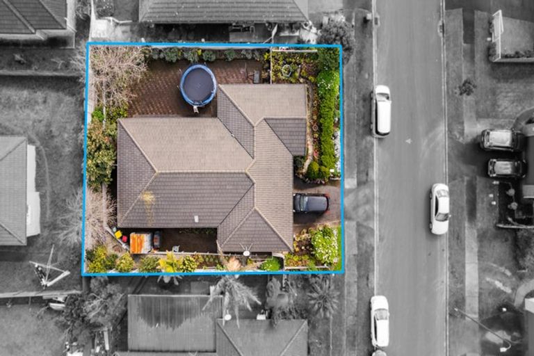 Photo of property in 9 Tussock Avenue, Mangere, Auckland, 2022