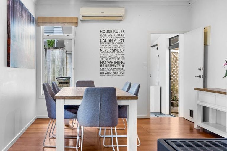 Photo of property in 10 Prescott Place, Hillcrest, Hamilton, 3216