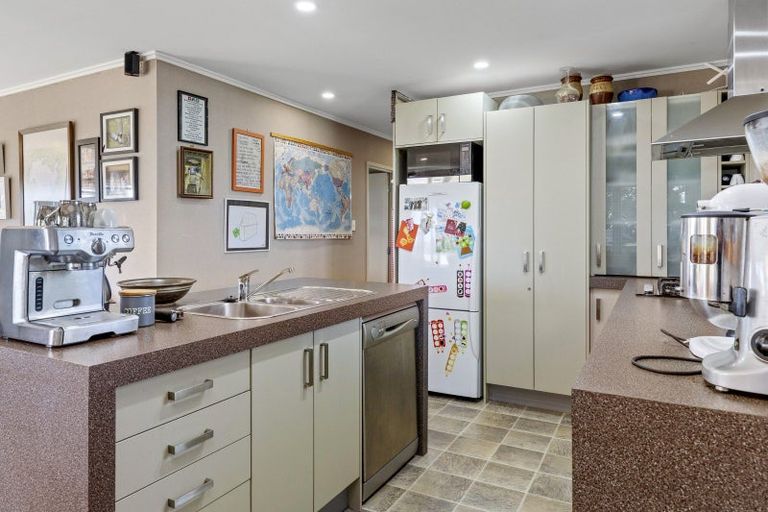 Photo of property in 15 Charles Crescent, Rainbow Point, Taupo, 3330