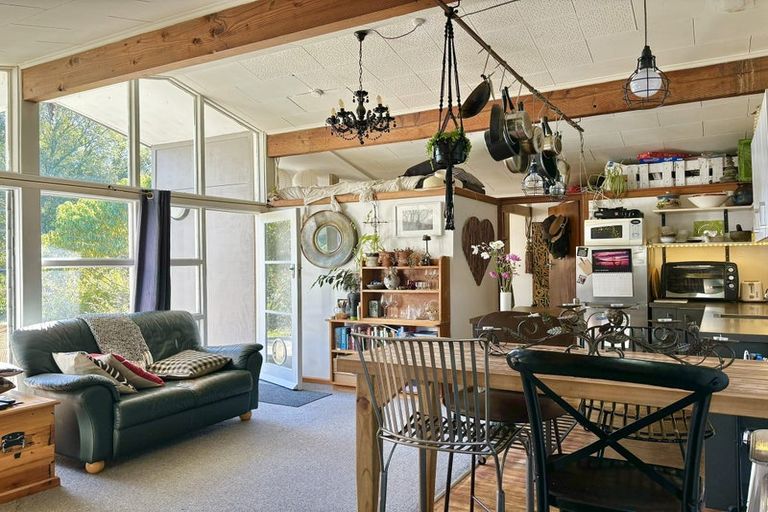 Photo of property in 32 Phillips Street, Tikokino, Waipawa, 4273