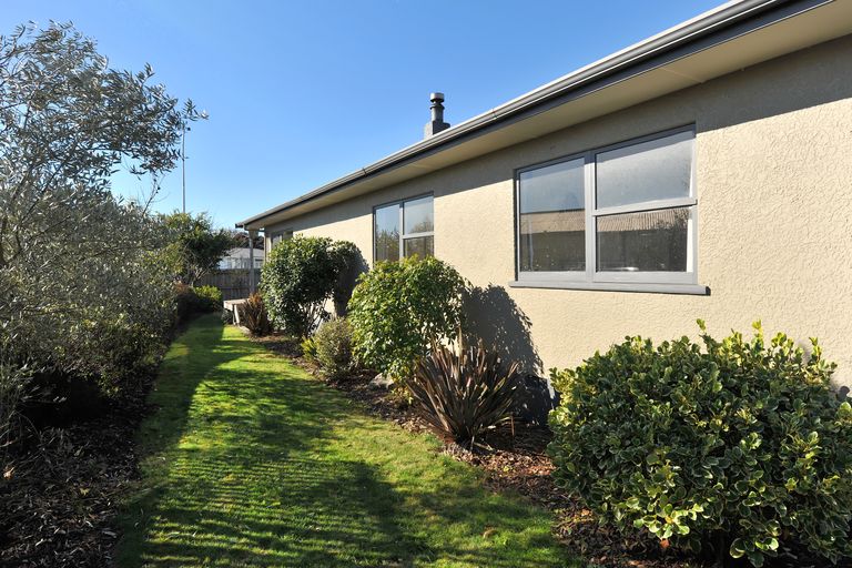 Photo of property in 52 Marlowe Street, Stoke, Nelson, 7011