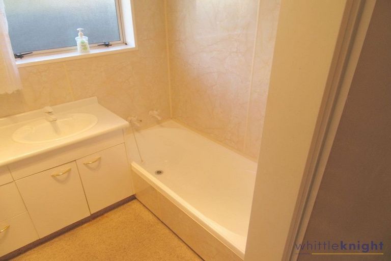 Photo of property in 2/20 Picton Avenue, Riccarton, Christchurch, 8011