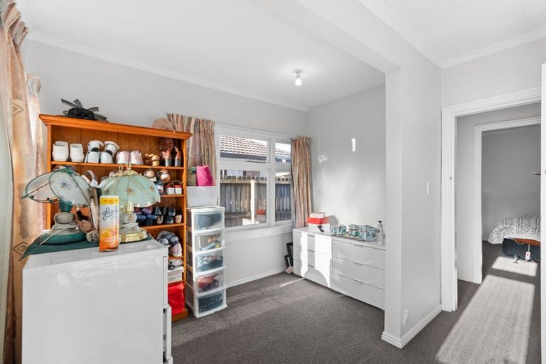 Photo of property in 2/48 Awatea Road, Hornby, Christchurch, 8042