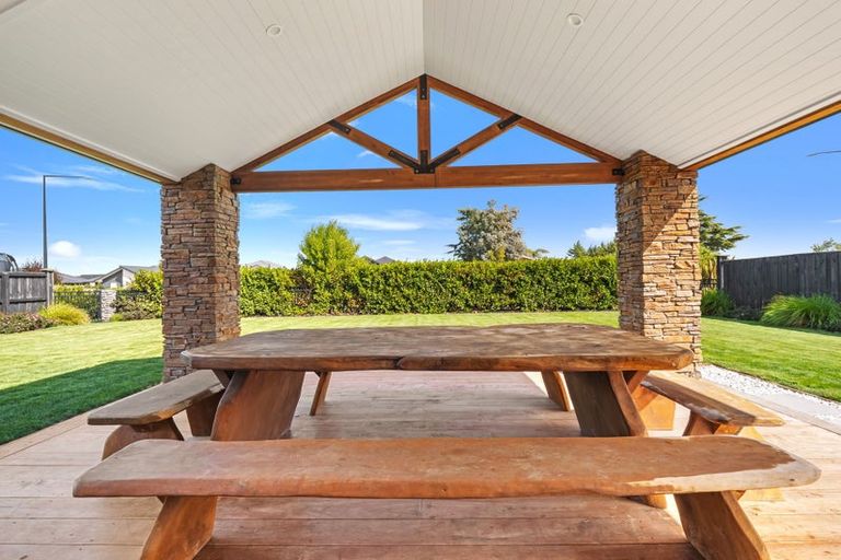 Photo of property in 4 Roles Way, Rolleston, 7615