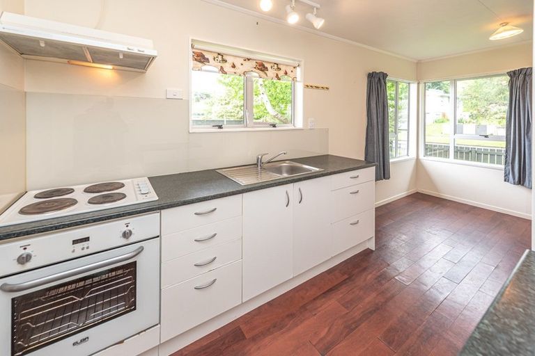 Photo of property in 15 Massey Street, Aramoho, Whanganui, 4500