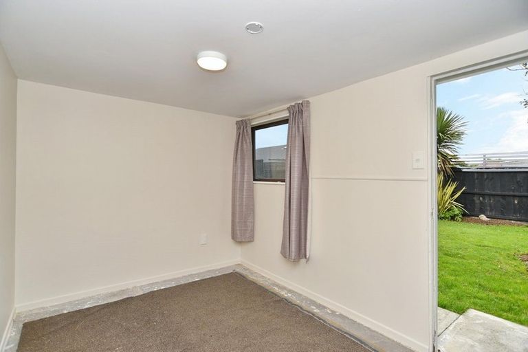 Photo of property in 132 Pacific Road, North New Brighton, Christchurch, 8083