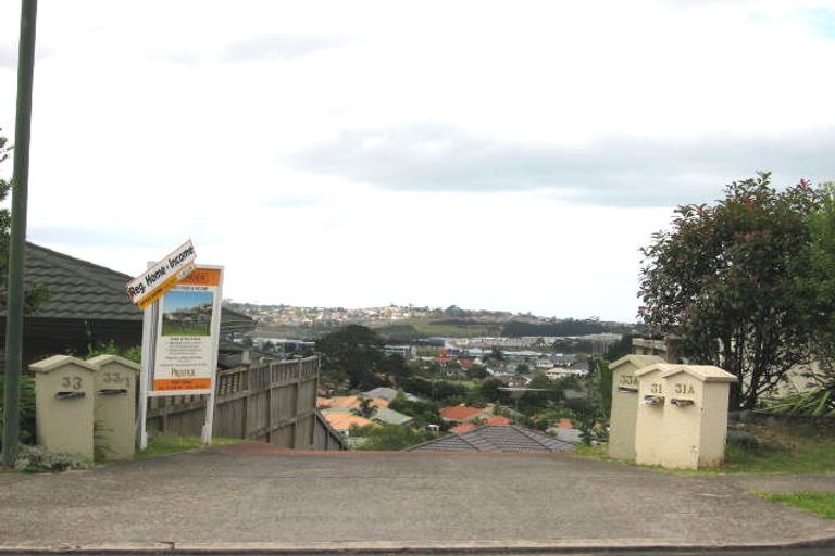 Photo of property in 33a Bronzewing Terrace, Unsworth Heights, Auckland, 0632