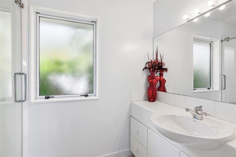 Photo of property in 9 Dunkeld Lane, Redcliffs, Christchurch, 8081