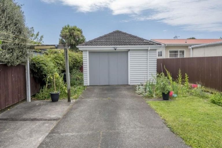 Photo of property in 12 Clark Street, Levin, 5510