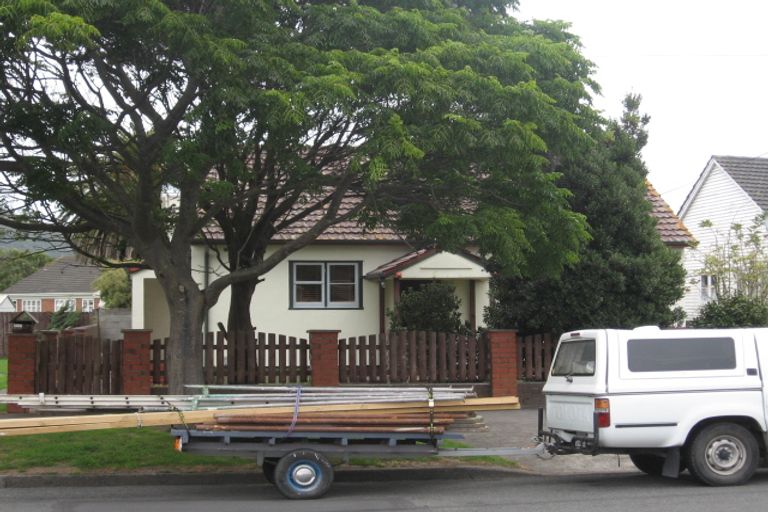 Photo of property in 24 Brees Street, Epuni, Lower Hutt, 5011