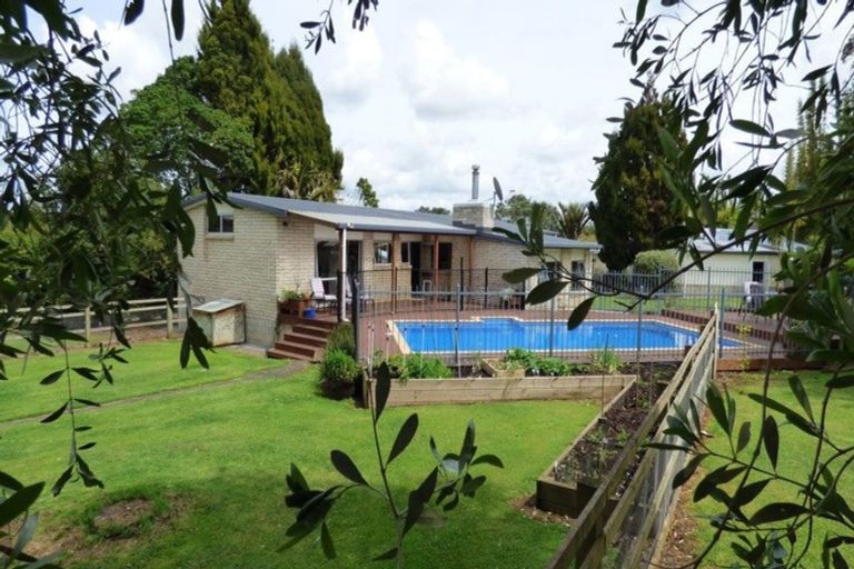 Photo of property in 42 Kendall Road, Kerikeri, 0230