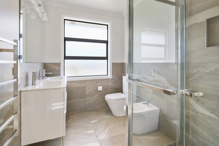 Photo of property in 59 Jarrett Terrace, Leamington, Cambridge, 3432