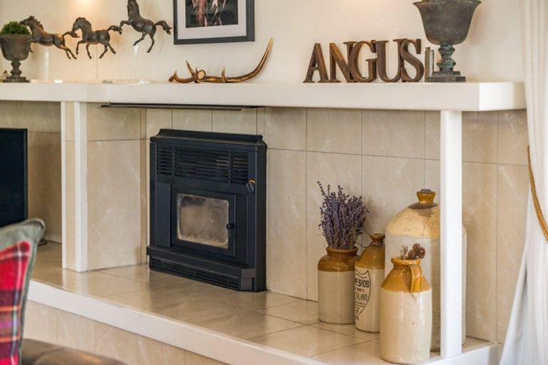 Photo of property in 33 Link Road, Wairakei, Taupo, 3384