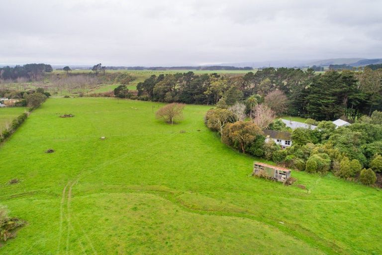 Photo of property in 200 Hewitts Road, Linton, Palmerston North, 4472