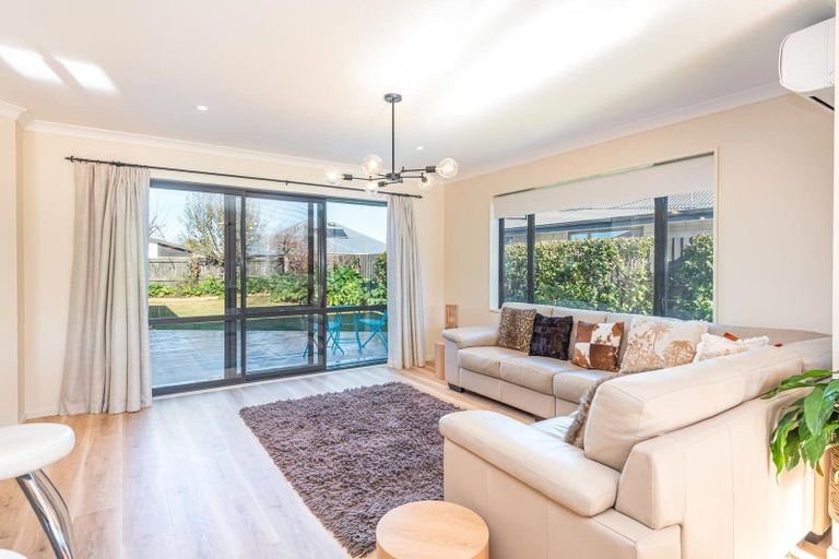 Photo of property in 13 Aintree Place, Rangiora, 7400