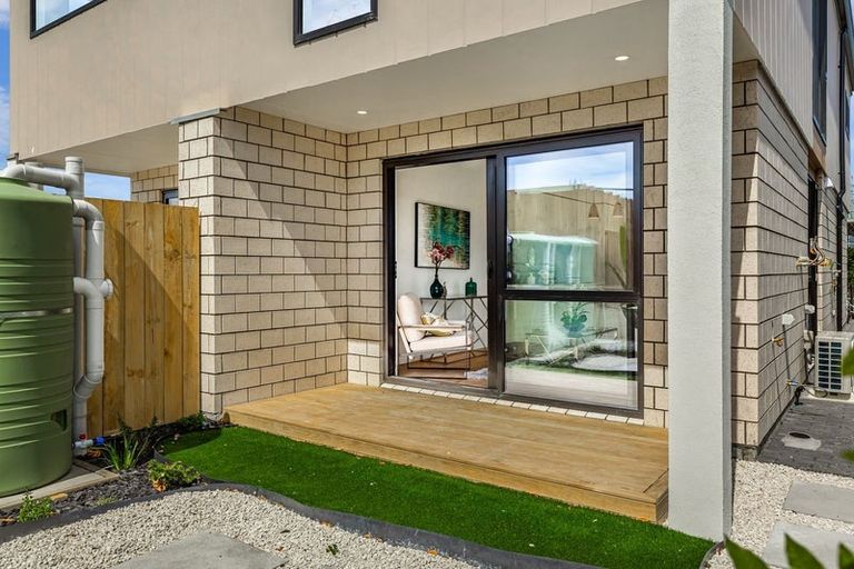 Photo of property in 200a Henwood Road, Westgate, 0814