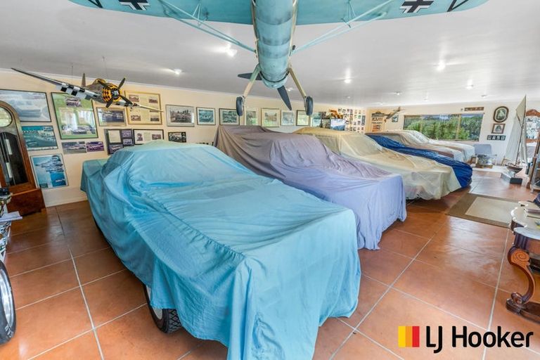 Photo of property in 31 Church Road, Ardmore, Papakura, 2582