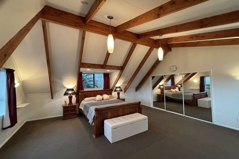 Photo of property in 42 Codlin Road, Waiuku, 2683