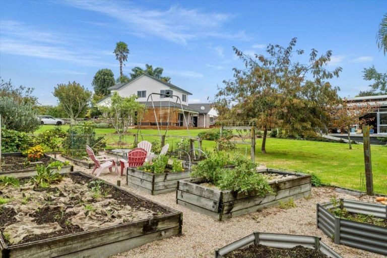 Photo of property in 2 Strathaven Way, Te Puke, 3119