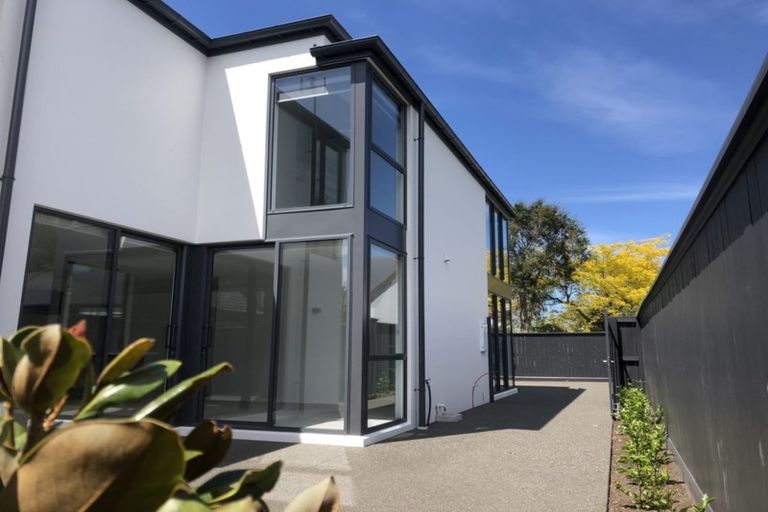 Photo of property in 39a Clissold Street, Merivale, Christchurch, 8014