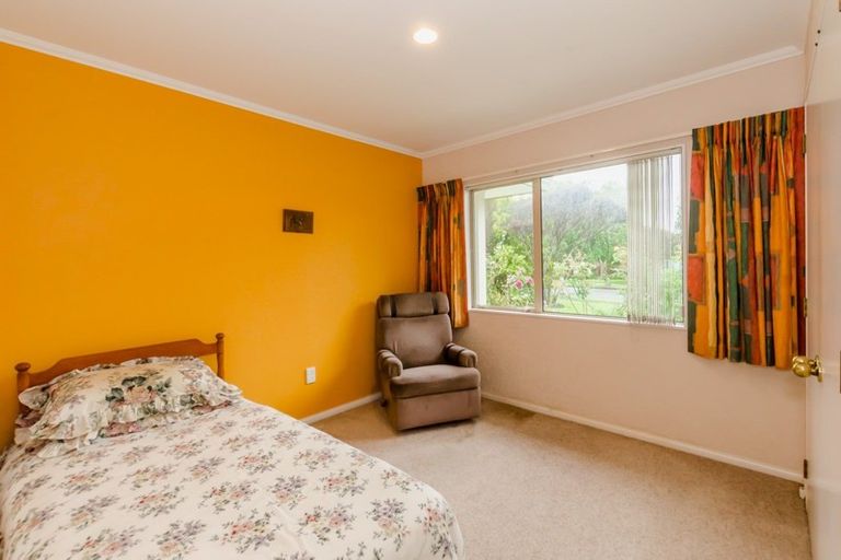 Photo of property in 5 Stella Court, Paraparaumu, 5032