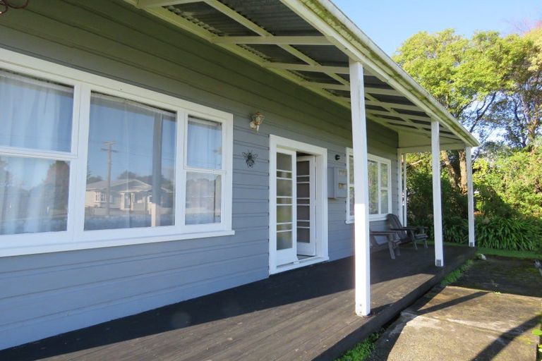 Photo of property in 153 Peel Street, Westport, 7825