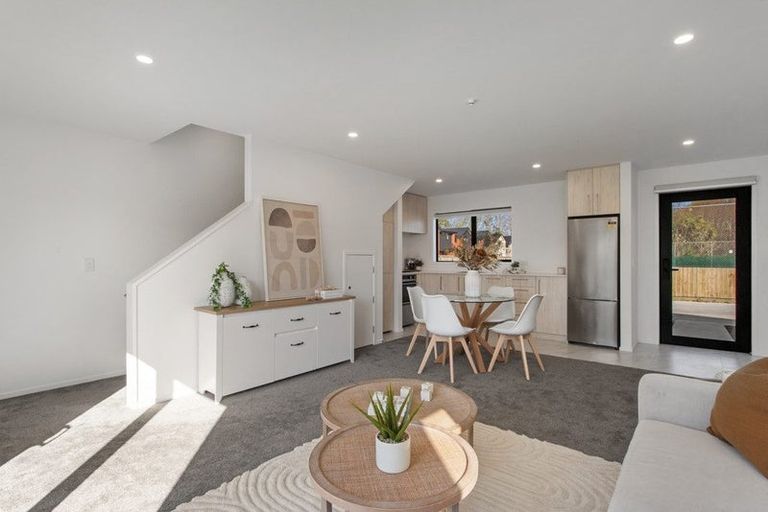 Photo of property in 4/8 Matata Place, Dallington, Christchurch, 8061