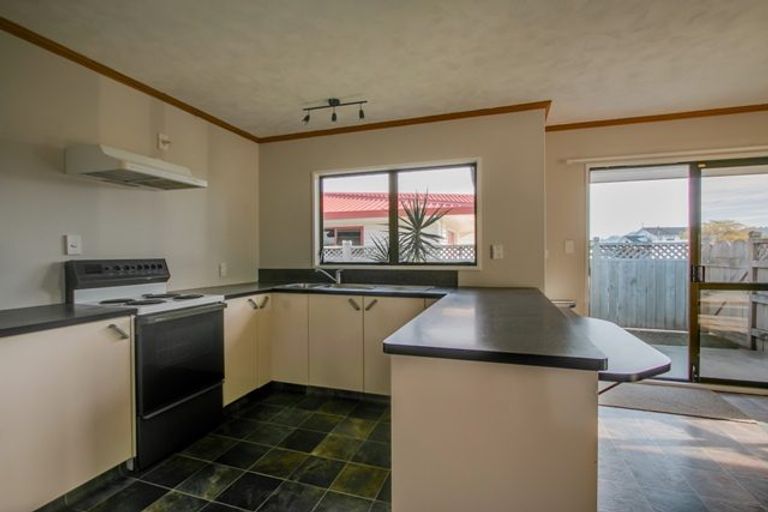 Photo of property in 93 Tait Drive, Greenmeadows, Napier, 4112