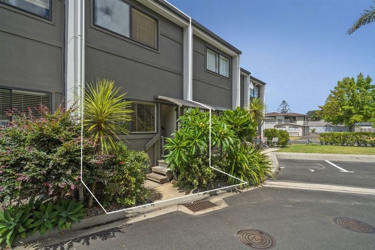 Photo of property in 27/1 Centennial Drive, Whitianga, 3510