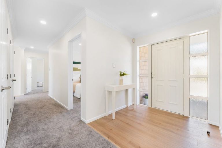 Photo of property in 29 Leafield Crescent, Henderson, Auckland, 0612