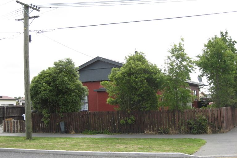 Photo of property in 15 Mackworth Street, Woolston, Christchurch, 8062