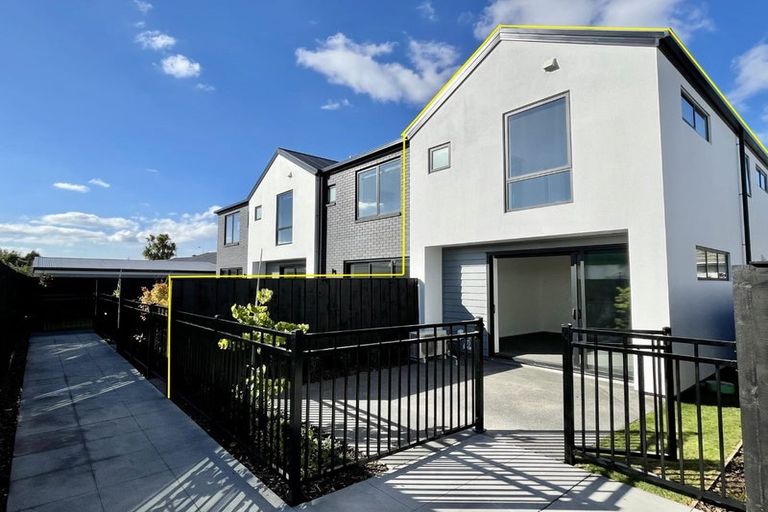 Photo of property in 118a Blenheim Road, Riccarton, Christchurch, 8041