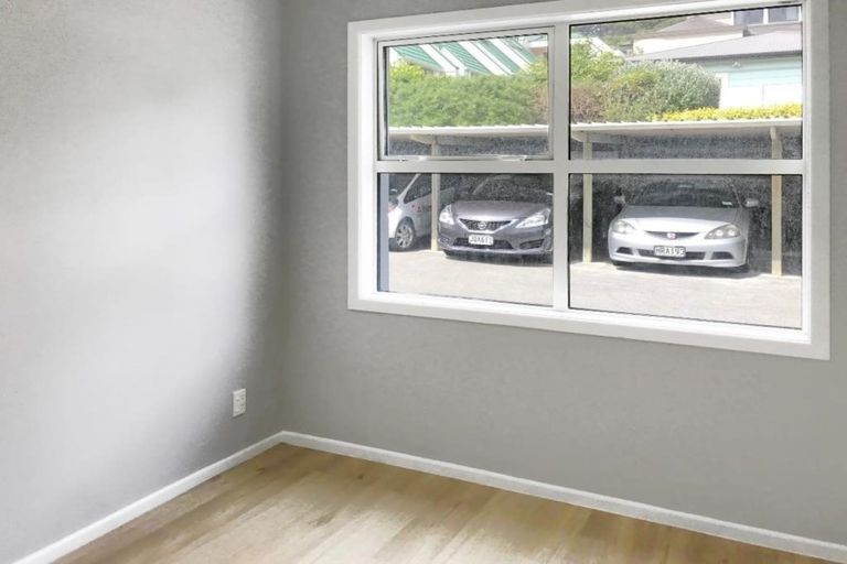 Photo of property in 2/36 Roxburgh Street, Mount Victoria, Wellington, 6011