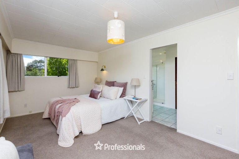 Photo of property in 9 Clinker Grove, Silverstream, Upper Hutt, 5019