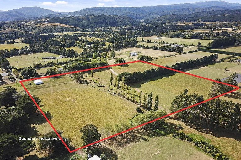 Photo of property in 68c Parkes Line Road, Mangaroa, Upper Hutt, 5018