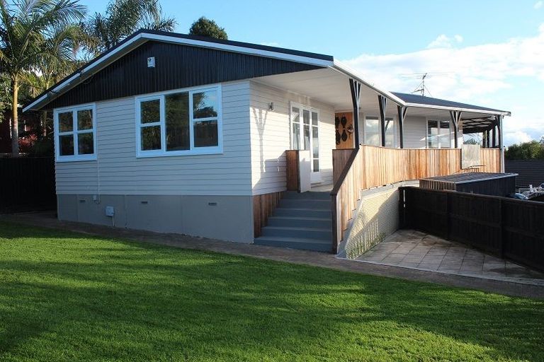 Photo of property in 36 Stanley Road, Glenfield, Auckland, 0629