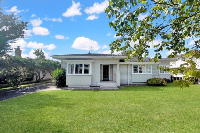 Photo of property in 16 Avon Street, Frankton, Hamilton, 3204