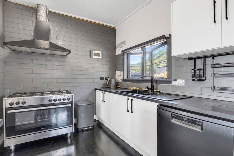 Photo of property in 68 Pakeha Street, Matata, Whakatane, 3194