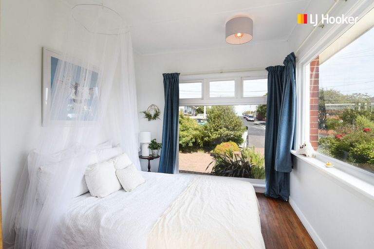 Photo of property in 43 Duckworth Street, Andersons Bay, Dunedin, 9013