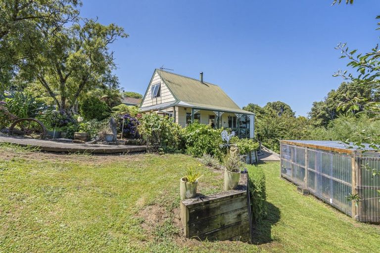 Photo of property in 10 Te Rangi Hiroa Place, Urenui, 4375