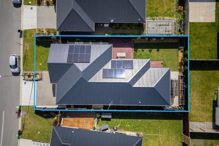 Photo of property in 11 Kotua Street, Woodend, 7610