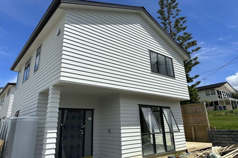 Photo of property in 29a Sheridan Drive, New Lynn, Auckland, 0600