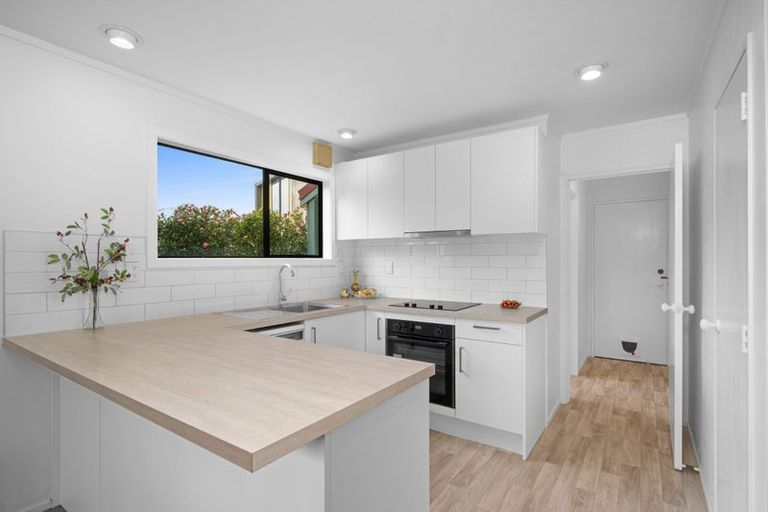 Photo of property in 9 Atwood Grove, Churton Park, Wellington, 6037