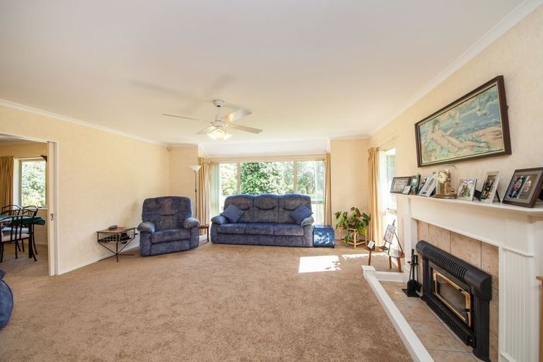 Photo of property in 29 Ngahere Park Road, Turitea, Palmerston North, 4472