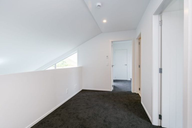 Photo of property in 76 Cedarwood Street, Woodridge, Wellington, 6037