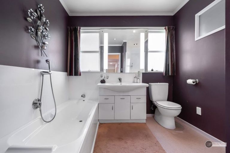 Photo of property in 501b Riverside Drive, Fairfield, Lower Hutt, 5011