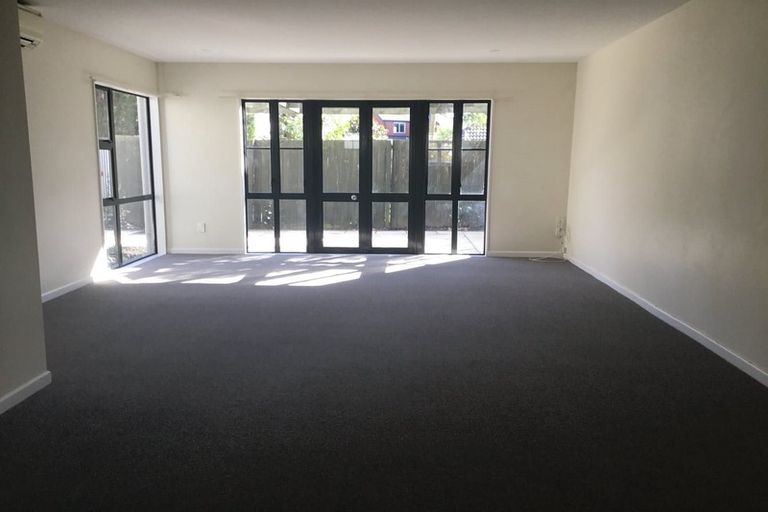 Photo of property in 6/4 Brockworth Place, Riccarton, Christchurch, 8011