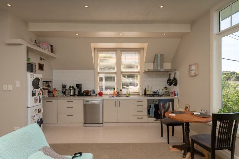 Photo of property in 11 Dorking Road, Brooklyn, Wellington, 6021